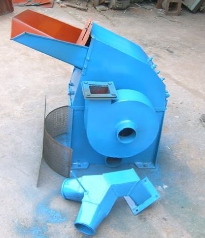 1.2-2,5 t/h Holzbruchmaschine zum Schleifen von Maisstängeln und Erdnussmuscheln Schleifmaschine