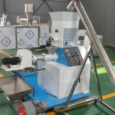 Zufuhr-Extruder-Cat Dog Floating Feed Extruder-Maschine der Schrauben-500-1000kg industriell