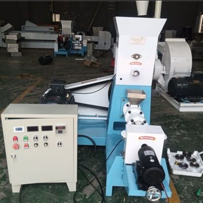 Fischfutter Extruder Blütenformen Fischzucht Nährwert der Fische Kraft Kw Katzen und Hunde Fertigprodukte