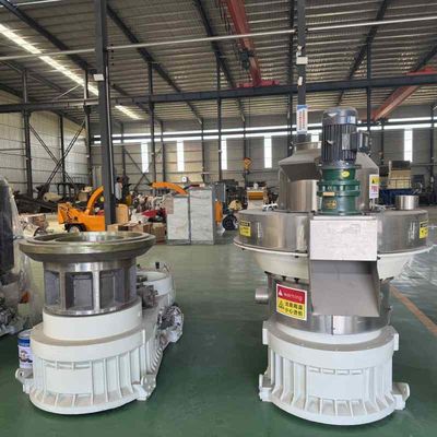 Vertikaler Ring Die Holzpellet-Maschine Biomasse Brikettierungsmaschine Holzpellet-Maschine